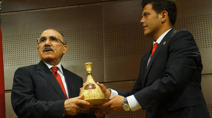 Beşir Atalay, gençleri kabul etti