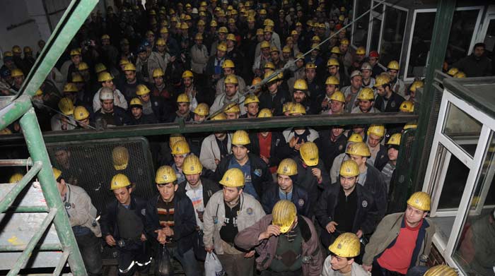 Dünya zanaatkar, Türkiye kalifiye işçi arıyor Dünya zanaatkar, Türkiye kalifiye işçi arıyor
