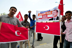 Erdoğan'a destek gösterileri Yemen'de Erdoğan'a destek gösterileri Yemen'de