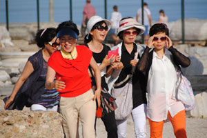 Antalya son 10 yılın turist rekorunu kırıldı