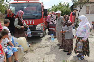 Kaynak suları kurudu susuz kaldılar Kaynak suları kurudu susuz kaldılar