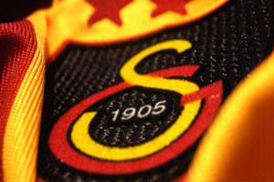 Galatasaray'dan Fenerbahçe'ye sert cevap Galatasaray'dan Fenerbahçe'ye sert cevap