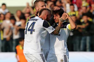 Fenerbahçe, Boluspor'u gol yağmuruna tuttu Fenerbahçe, Boluspor'u gol yağmuruna tuttu