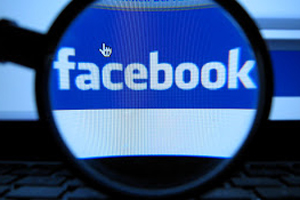 Facebook telefon numaralarını izinsiz topluyor Facebook telefon numaralarını izinsiz topluyor