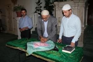Sakal-ı Şerif Londra'da Sakal-ı Şerif Londra'da