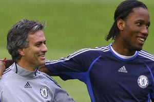 Mourinho'dan Drogba için yeni formül Mourinho'dan Drogba için yeni formül