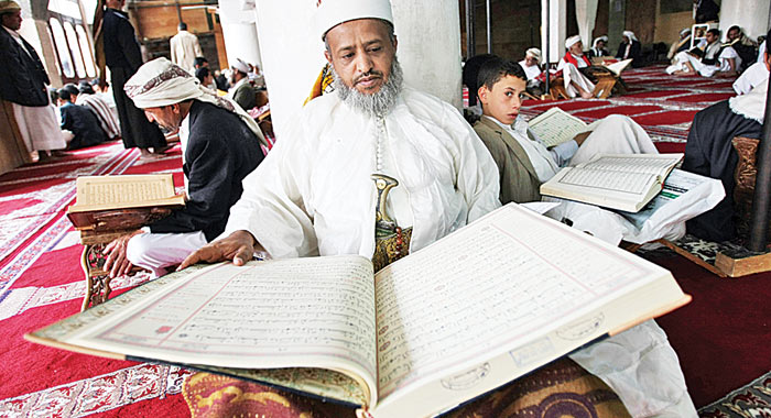 En'âm sûresini okuyana 70 bin melek istiğfâr eder En'âm sûresini okuyana 70 bin melek istiğfâr eder