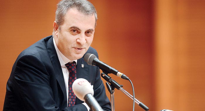 Fikret Orman, 'Adebayor gündemde' Fikret Orman, 'Adebayor gündemde'