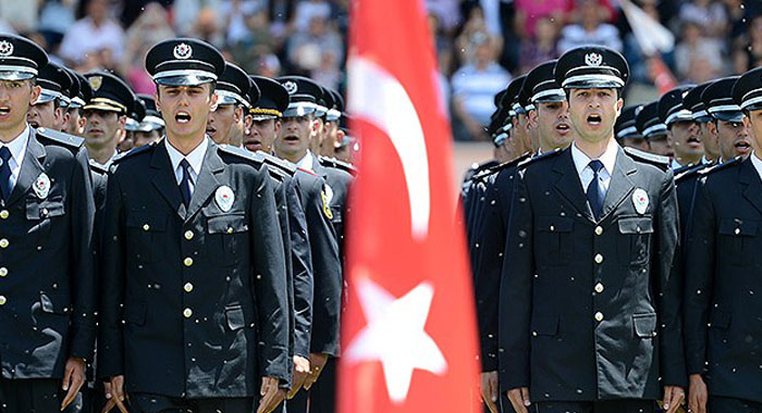 Türk polisinden dünya barışına destek Türk polisinden dünya barışına destek