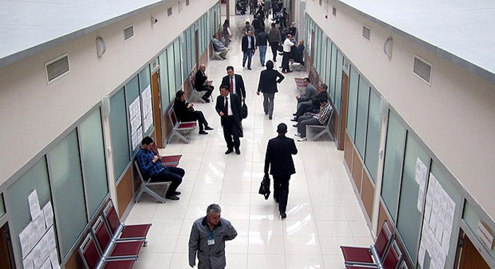 28 Şubat mağdurları mahkemenin yolunu tutuyor 28 Şubat mağdurları mahkemenin yolunu tutuyor