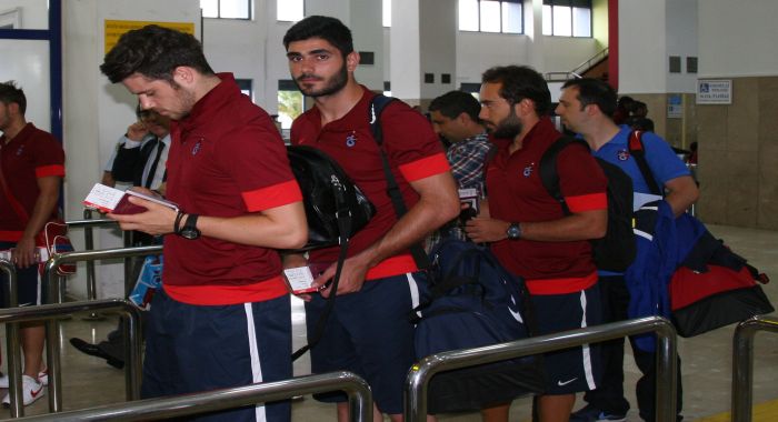 Trabzonspor, İrlanda&#039;ya tur için gitti