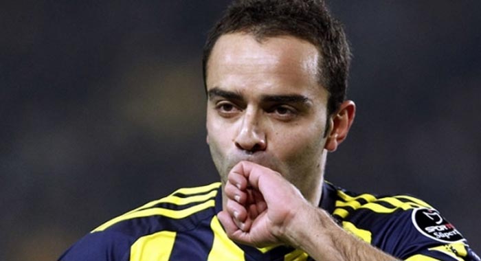 Semih Şentürk, Bursaspor&#039;dan haber bekliyor