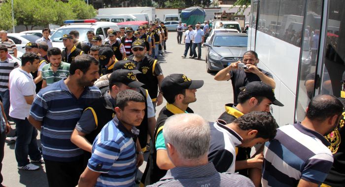 Kontör dolandırıcısı 15 kişi tutuklandı Kontör dolandırıcısı 15 kişi tutuklandı