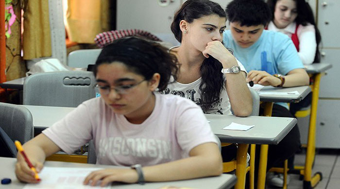 Milli Eğitim'e 'SBS'de kopya itirazı Milli Eğitim'e 'SBS'de kopya itirazı
