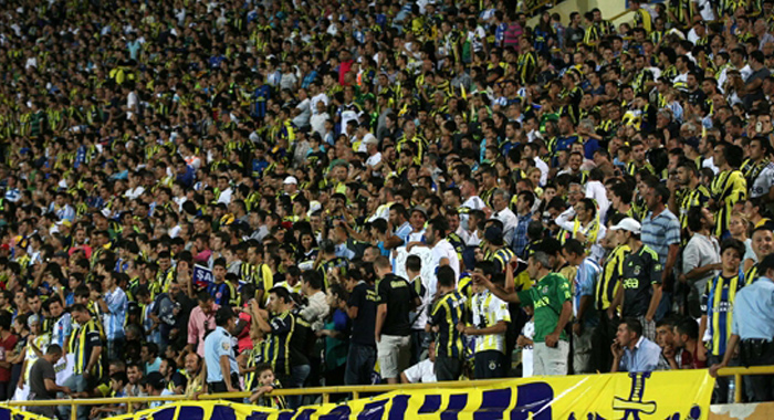 Fenerbahçe taraftarının 72 günlük hasreti bitti Fenerbahçe taraftarının 72 günlük hasreti bitti