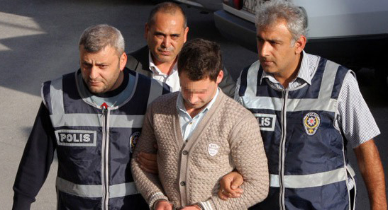 Babasını öldürdükten sonra yakan şahısa, 22 yıl hapis Babasını öldürdükten sonra yakan şahısa, 22 yıl hapis