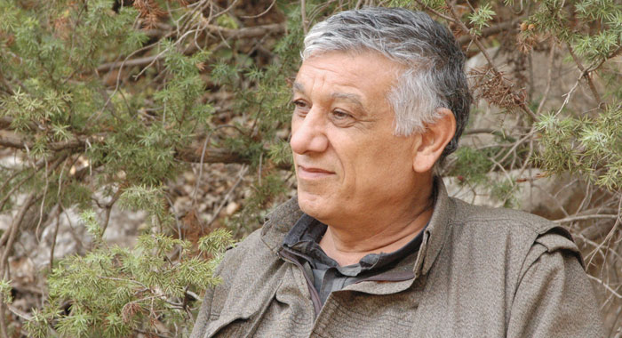 Cemil Bayık, 'Yol ve baraj yapımları durdurulsun' Cemil Bayık, 'Yol ve baraj yapımları durdurulsun'