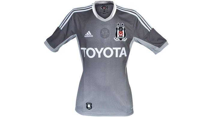 Beşiktaş'tan 110. yıla özel gri forma Beşiktaş'tan 110. yıla özel gri forma