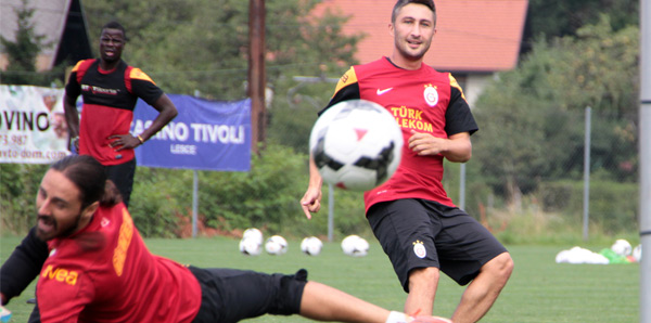 Galatasaray hazırlık maçında Olimpia Ljubljana'yı rahat geçti Galatasaray hazırlık maçında Olimpia Ljubljana'yı rahat geçti