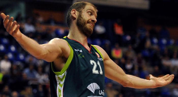 Luka Zoric Fenerbahçe'de Luka Zoric Fenerbahçe'de