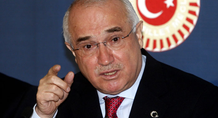 Çiçek'ten Bahçeli'ye 'Geçmiş olsun' mesajı Çiçek'ten Bahçeli'ye 'Geçmiş olsun' mesajı