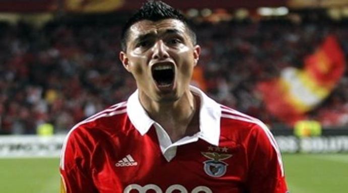 Fenerbahçe'nin Cardozo'yu coşturan teklifi Fenerbahçe'nin Cardozo'yu coşturan teklifi