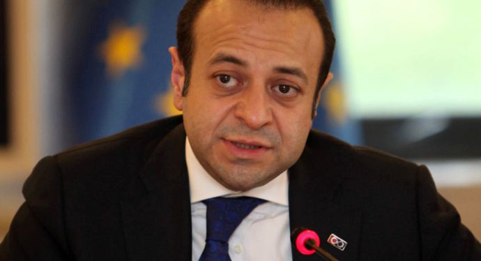 Bağış, 'kardeşlerimizin kanı döküldükçe bizim kanımız dondu' Bağış, 'kardeşlerimizin kanı döküldükçe bizim kanımız dondu'