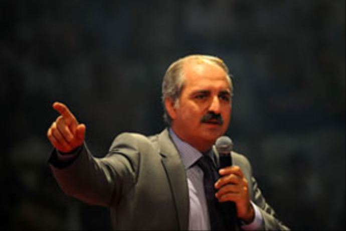 Numan Kurtulmuş: &#039;Erdoğan şeref levhasını boynuna asmıştır&#039;