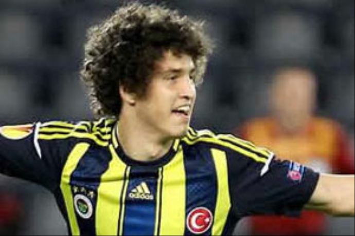 Fenerbahçe'de Salzburg maçı öncesi Salih Uçan sevinci Fenerbahçe'de Salzburg maçı öncesi Salih Uçan sevinci