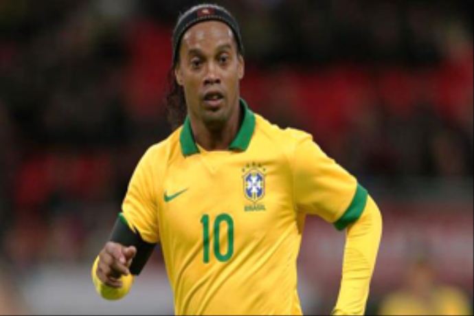 Ronaldinho, Beşiktaş'a ne zaman geleceğini açıkladı Ronaldinho, Beşiktaş'a ne zaman geleceğini açıkladı