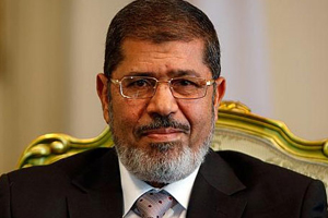 Mursi yönetimi, askeri darbeyi tanımadı Mursi yönetimi, askeri darbeyi tanımadı