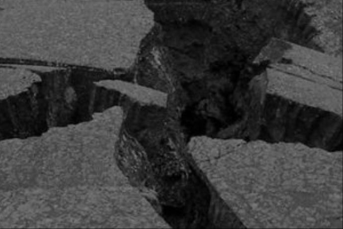 Çanakkale&#039;de 5,3 büyüklüğünde deprem paniğe neden oldu