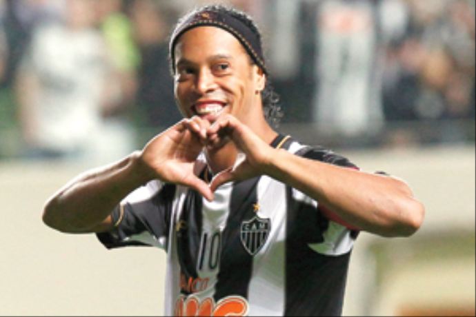Ahmet Nur Çebi, 'Ronaldinho için çalışıyoruz' Ahmet Nur Çebi, 'Ronaldinho için çalışıyoruz'
