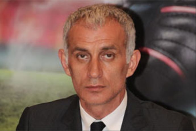 Trabzonspor Başkanı Hacıosmanoğlu, 'Başbakanımızı seviyoruz' Trabzonspor Başkanı Hacıosmanoğlu, 'Başbakanımızı seviyoruz'