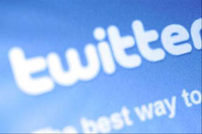 Twitter'a on binlerce kullanıcıdan 'boykot' tehdidi Twitter'a on binlerce kullanıcıdan 'boykot' tehdidi