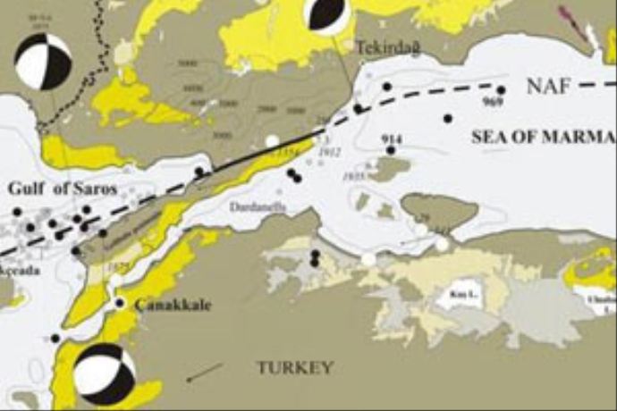 'Çanakkale depremi bölgenin aktif olduğunu gösterdi' 'Çanakkale depremi bölgenin aktif olduğunu gösterdi'