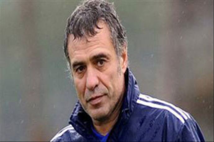 Ersun Yanal'dan Salzburg maçı için sürpriz karar Ersun Yanal'dan Salzburg maçı için sürpriz karar