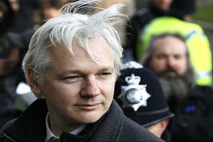 Wikileaks&#039;in kurucusu Assange&#039;tan Manning&#039;e destek