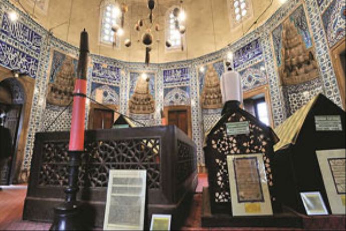 İstanbul'un 100 meşhur türbesi kitap oldu