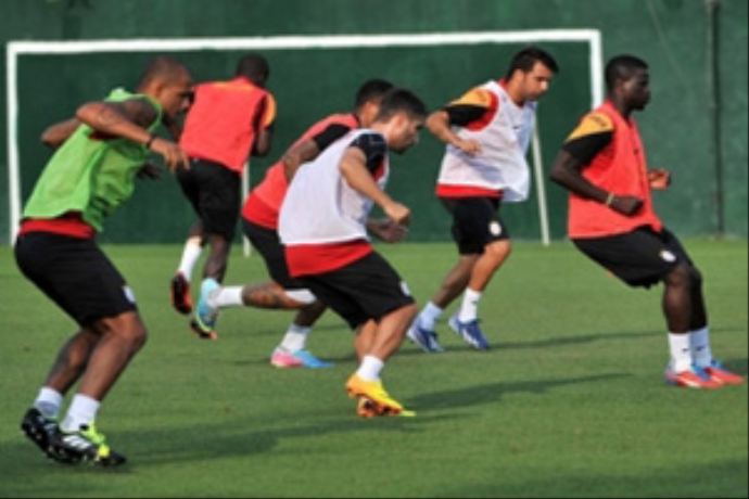 Galatasaray, Emirates hazırlıklarına başladı Galatasaray, Emirates hazırlıklarına başladı