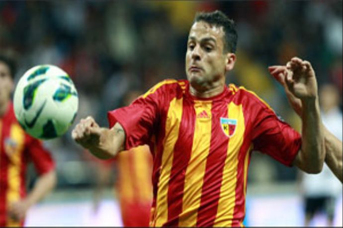 Bobo, hastanelik oldu Bobo, hastanelik oldu