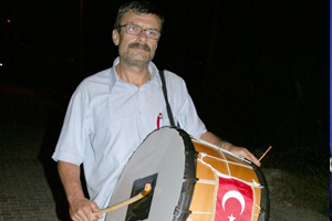 Ramazan davulcuları iş başı yaptı Ramazan davulcuları iş başı yaptı