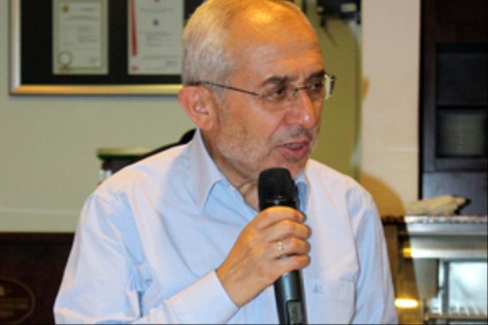 Ekrem Erdem, 'Bütün darbelerin arkasında Batı vardır' Ekrem Erdem, 'Bütün darbelerin arkasında Batı vardır'