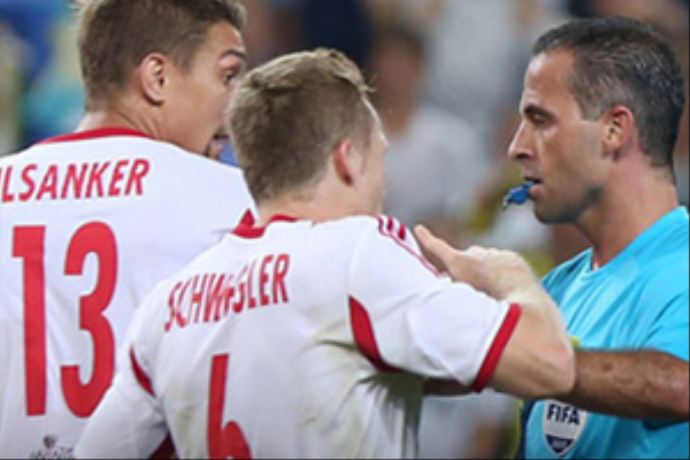 Salzburg'a göre suç Fenerbahçeli Alves'te
