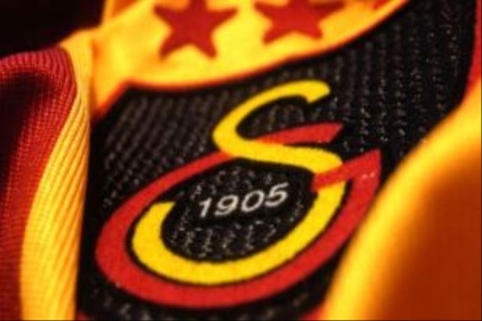 Eski Beşiktaşlı resmen Galatasaray'da