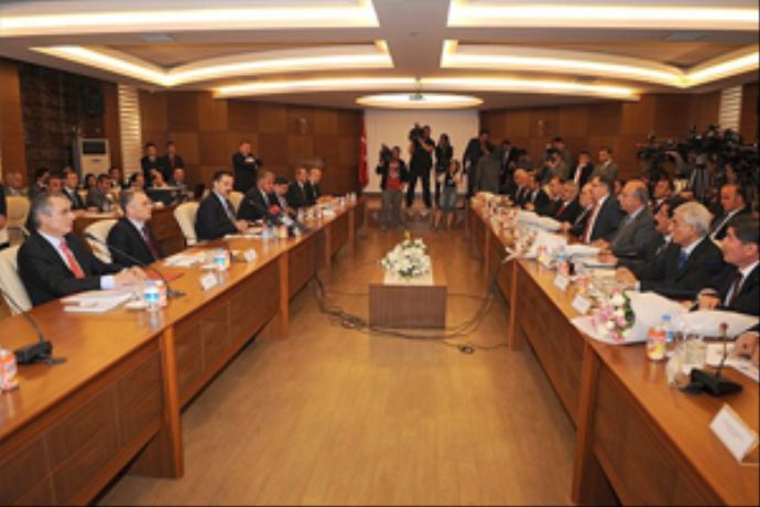 Toplu iş sözleşmesi görüşmeleri başladı Toplu iş sözleşmesi görüşmeleri başladı