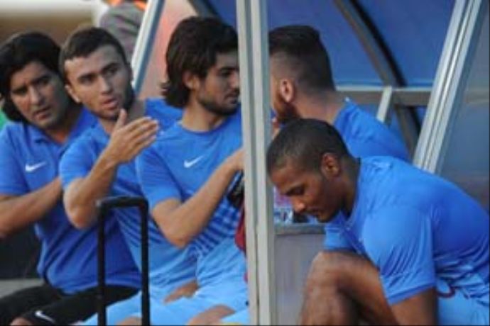 Trabzon maçında ortalık savaş alanına döndü Trabzon maçında ortalık savaş alanına döndü