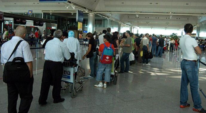 Dışişleri'nden uyarı, 'Lübnan'a gitmeyin' Dışişleri'nden uyarı, 'Lübnan'a gitmeyin'