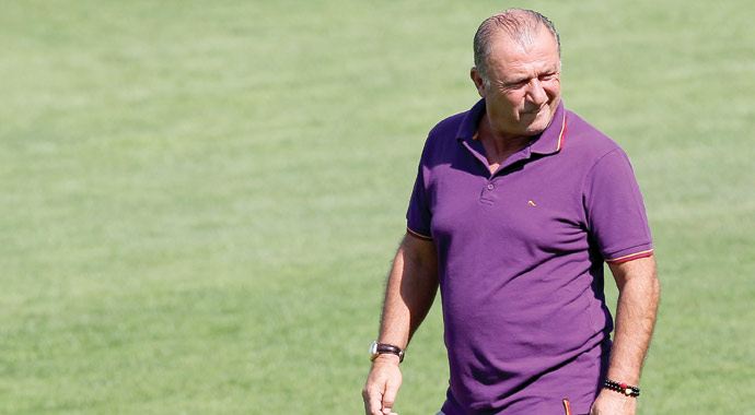 Fatih Terim, Fener'i 5 forvetle vuracak Fatih Terim, Fener'i 5 forvetle vuracak