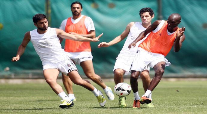 Beşiktaş'ta hazırlıklar sürüyor Beşiktaş'ta hazırlıklar sürüyor